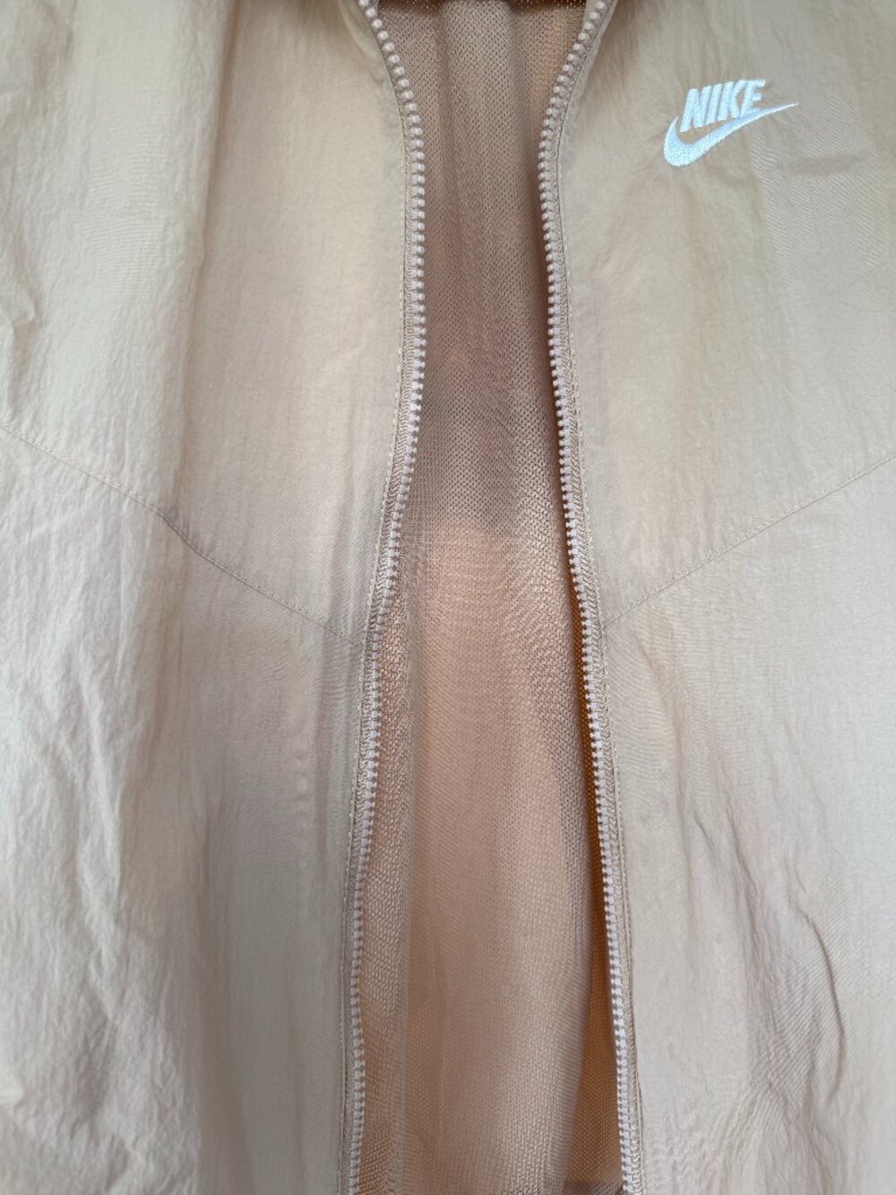 Nike Sportswear Windrunner Jacket, Size XS - Beige
